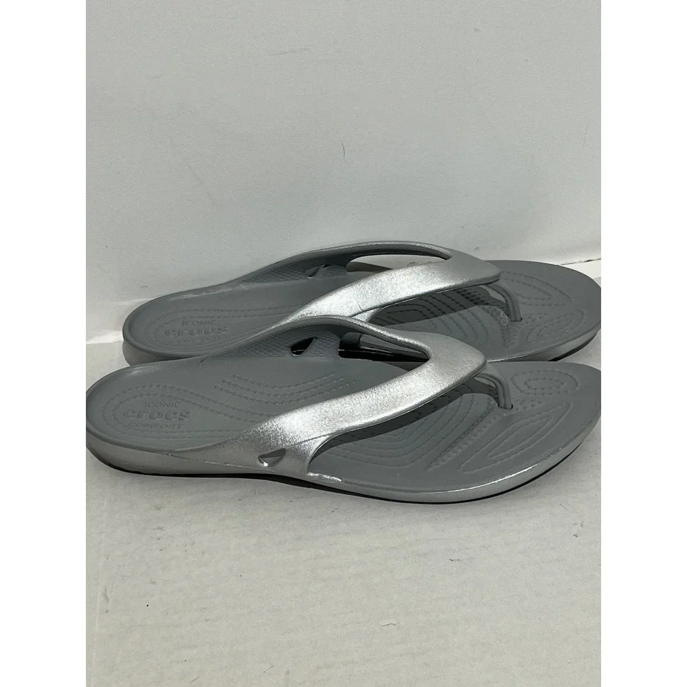 Crocs Kadee II‎ Flip Flops Womens 10 Silver Metallic Gray Sandals 202492-040